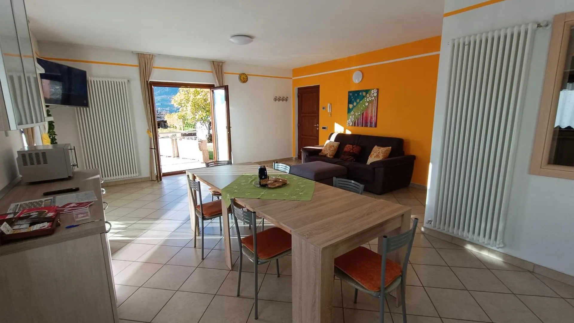 Pisolo Selvaggio Apartment Tirano 0*,